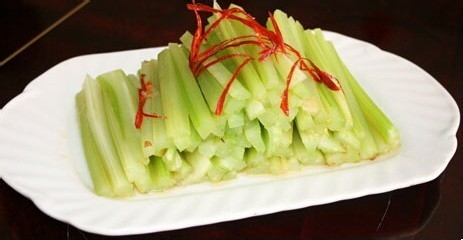 容易致使皮肤过敏的食物有哪些